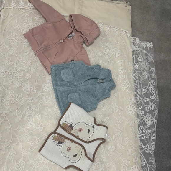 Carter's Pink and Blue Vests with Soft Material and High Collar - Bundle Deal - Picture 6 of 8